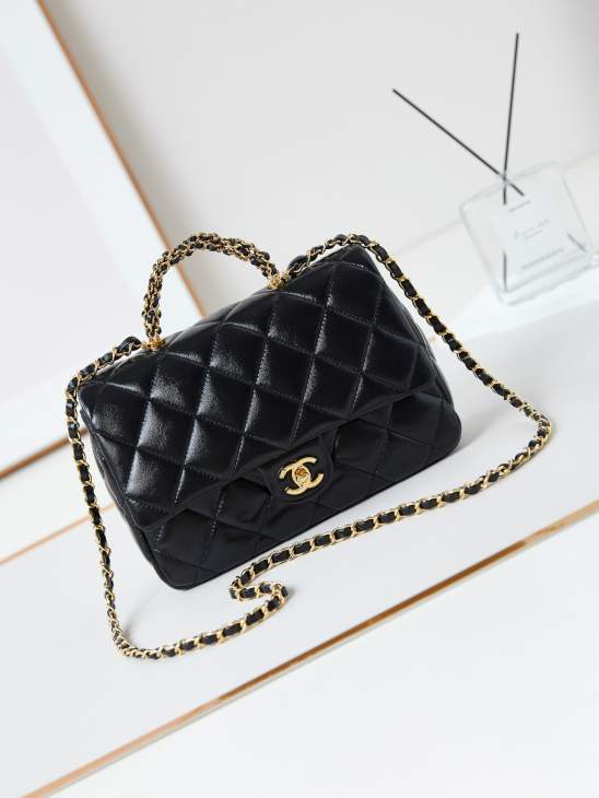 Picture of Chanel Handbags _SKUfw239864663fw